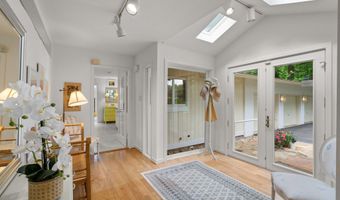 17810 POND Rd, Ashton, MD 20861