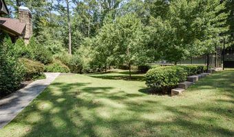 2210 Spalding Dr, Atlanta, GA 30350