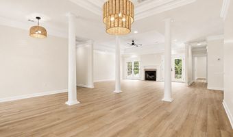 171 Larkspur Dr, Albany, GA 31721