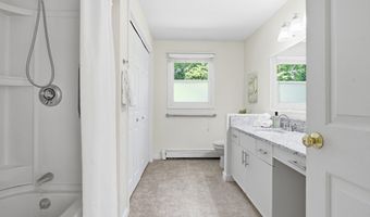 51 Hosmer St, Acton, MA 01720
