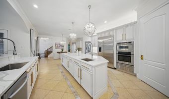 43582 OLD KINDERHOOK Dr, Ashburn, VA 20147