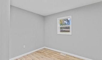 1105 Pearl St, Austin, IN 47102