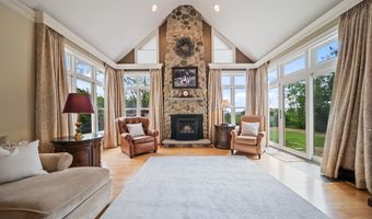 3 Baldwin Ln, Bedford, NH 03110