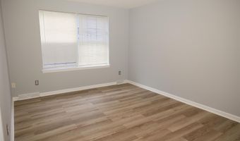 2 Oyster Bay Rd Rd, Absecon, NJ 08201