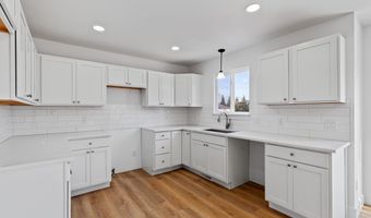 2023 Green Acres Dr, Adrian, MI 49221