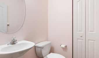 121 CROOM MILLS Dr, Hockessin, DE 19707