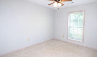 6708 DAWNHILL Rd, Bartlett, TN 38135