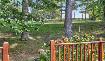 4 Hollyhock Knoll Ct 4, Bourne, MA 02532