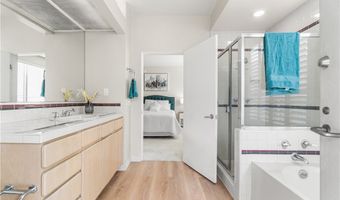 1927 Glendon 301, Los Angeles, CA 90025