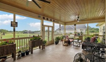 9691 Crow Ln, Adkins, TX 78101
