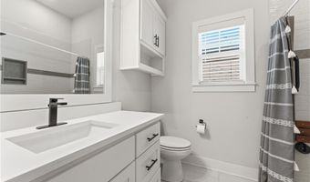 1105 SW Alleghany Ave, Bentonville, AR 72713