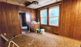 639 Pine St, Ambridge, PA 15003