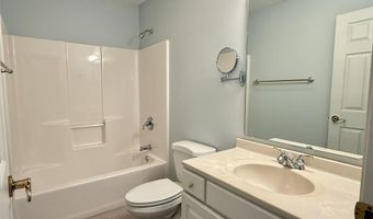 1307 N Dakota St, Aberdeen, SD 57401