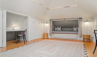 175 Ruggles Ave, Newport, RI 02840