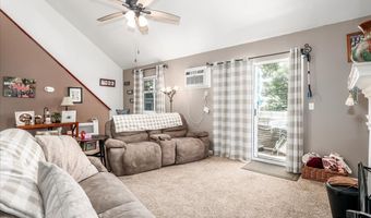 136 Pembroke Rd 6-52, Danbury, CT 06811