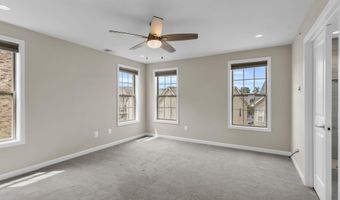 22515 NAUGATUCK Sq, Ashburn, VA 20148