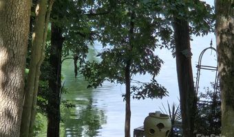 Shoreline Road 107, Badin Lake, NC 28127