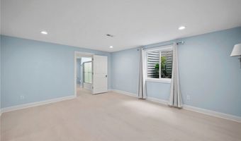 85 Brighton Dr, Aurora, OH 44202