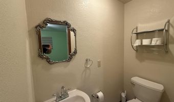 1612 W Thomas St, Carlsbad, NM 88220