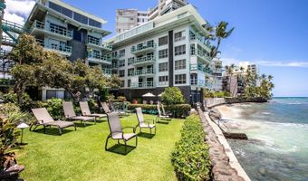 2957 Kalakaua Ave 102, Honolulu, HI 96815