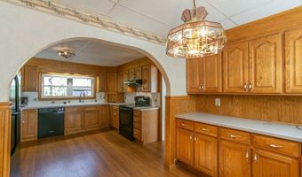 66 S Westfield St, Agawam, MA 01030