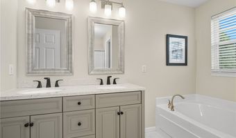 207 Windham Ln, Adams Twp., PA 16046