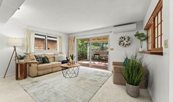 2272 Komo Mai Dr, Pearl City, HI 96782