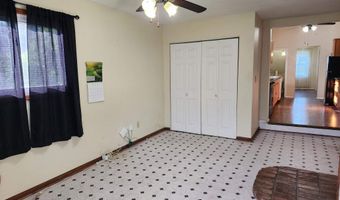 400 Cass St, Adair, IA 50002