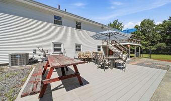 55 Burnham Rd, Billerica, MA 01862