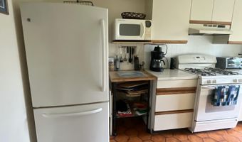 3512 Main St 1, Barnstable, MA 02630