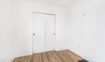 105 W Benton, Andrew, IA 52030