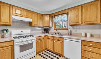12083 Genesee St, Alden, NY 14004