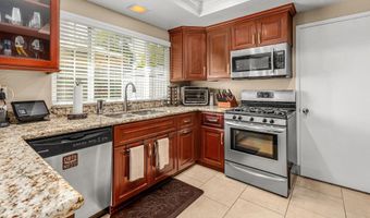 3910 Dorsie Ln, La Mesa, CA 91941