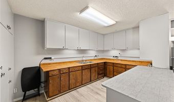 15103 Kinai Rd, Apple Valley, CA 92307
