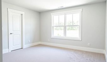 613 Watauga Ln, Aberdeen, NC 28315