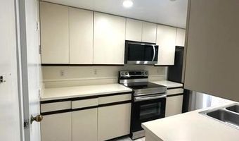1530 KEY Blvd N 1111, Arlington, VA 22209