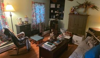 95 Angell Ave, North Providence, RI 02911