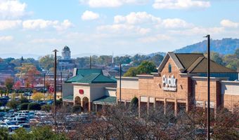 316 Cavalier Ln SE, Acworth, GA 30102