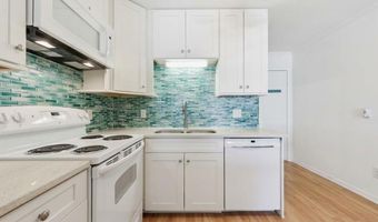 301 E Commerce Way Rd Sea Spray 358, Atlantic Beach, NC 28512
