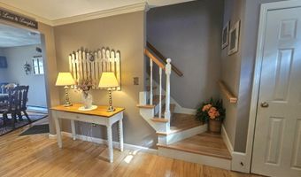 9 Stonegate Ln, Derry, NH 03038