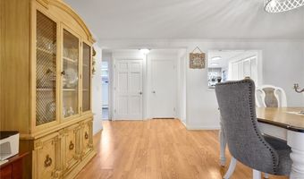 1 Pinehurst Rd, East Providence, RI 02915