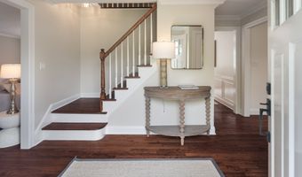 10 Duffys Ln, Darien, CT 06820
