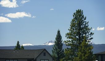 2486 NW Marken St, Bend, OR 97703