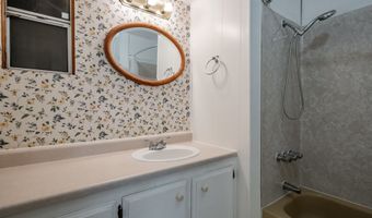 24333 VAUGHN Rd, Veneta, OR 97487