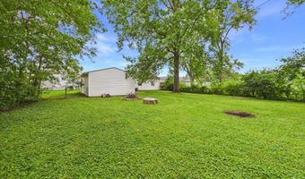 105 Mohawk Ct, Anderson, IN 46012