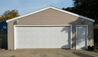 908 8th Ave SW, Austin, MN 55912
