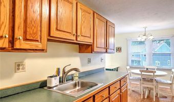 200 Heroux Blvd 805, Cumberland, RI 02864