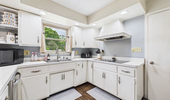 5542 N Olivia Dr, Alexandria, IN 46001