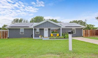 204 Lynch Dr, Alvord, TX 76225