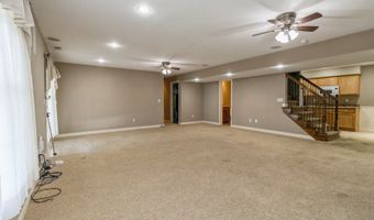 221 19th St SW, Altoona, IA 50009